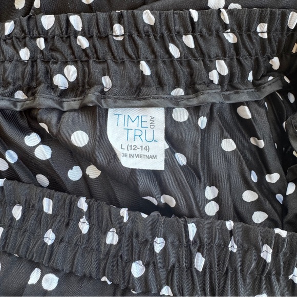 🪩 Time and Tru Black White Polka Dot Skirt - L - Picture 4 of 6